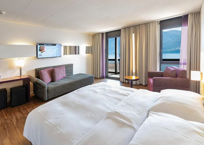 Parkhotel Brenscino 호텔